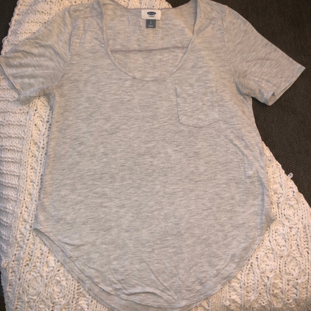 Women’s Old Navy Heathered Gray t-shirt size S
